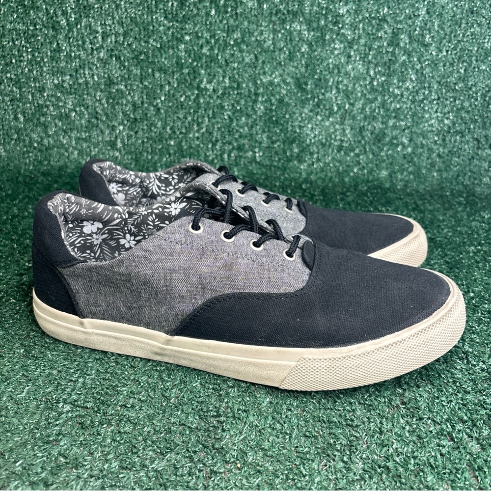 Crevo Shoes Mens 10 Tiller Tennis Sneakers Black Almond Toe Lace Up Low Top